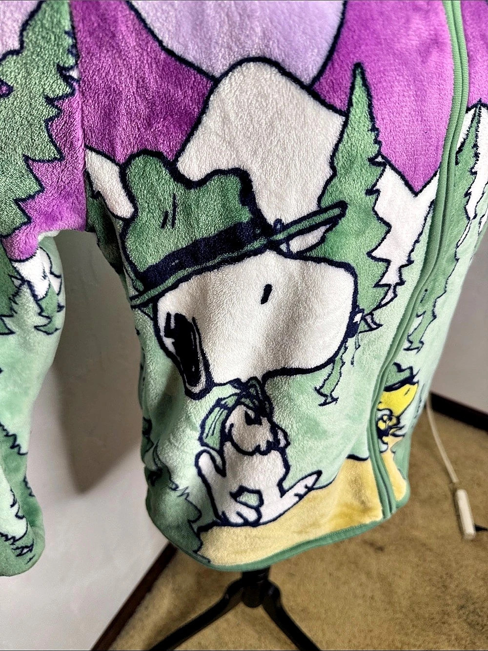 Peanuts Snoopy Woodstock Snowy Adventure fleece jacket Snoopy Fleece Jacket in - Picture 2 of 5